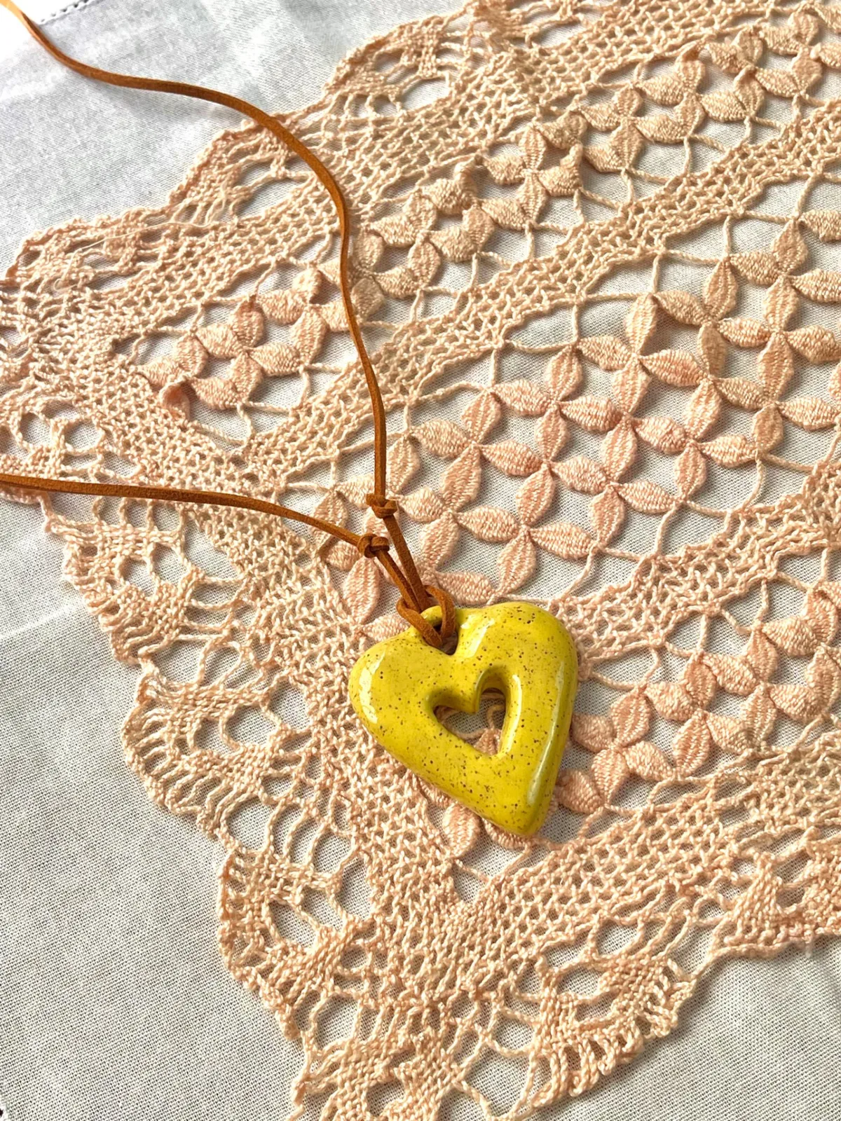 Pingente Coração G - Amarelo
