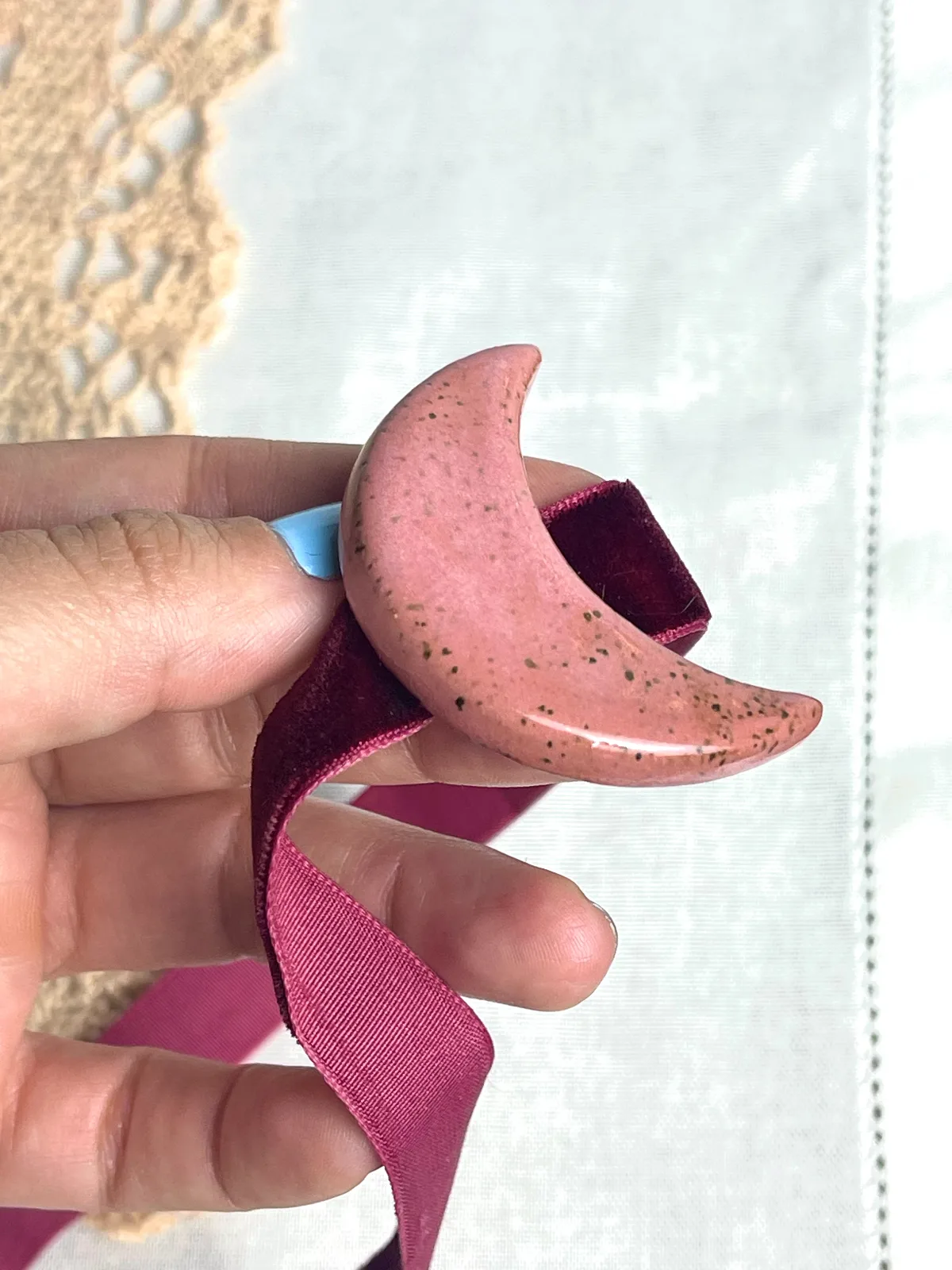Pingente Lua G - Rosa (com gancho) 2