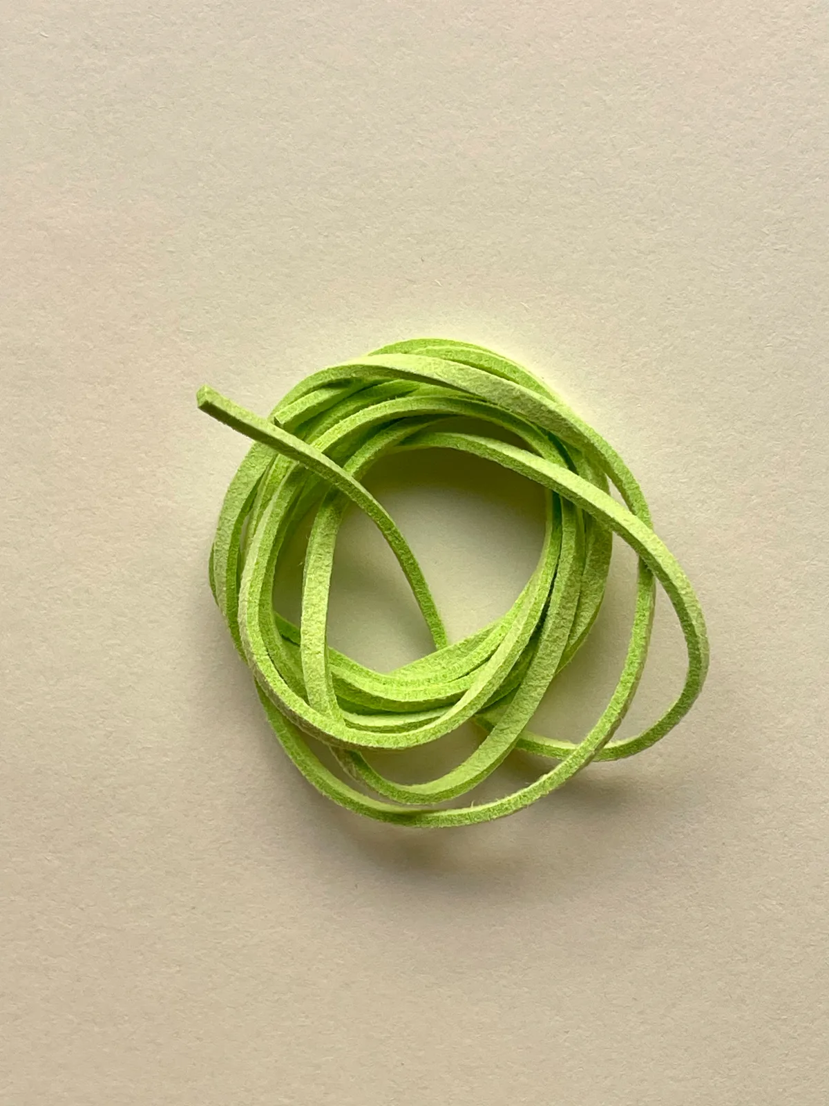 Cordão de Camurça - Verde Limão