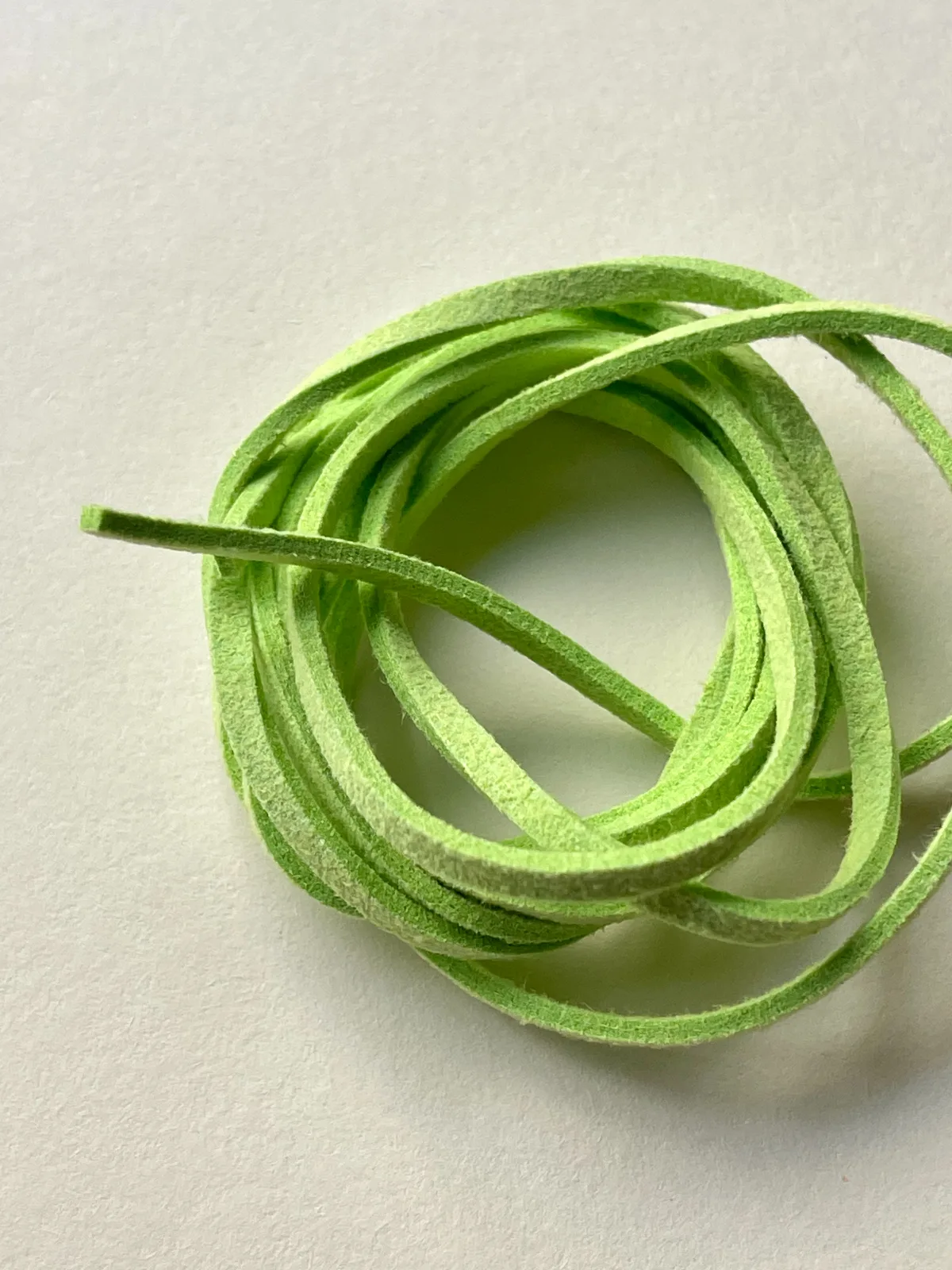 Cordão de Camurça - Verde Limão