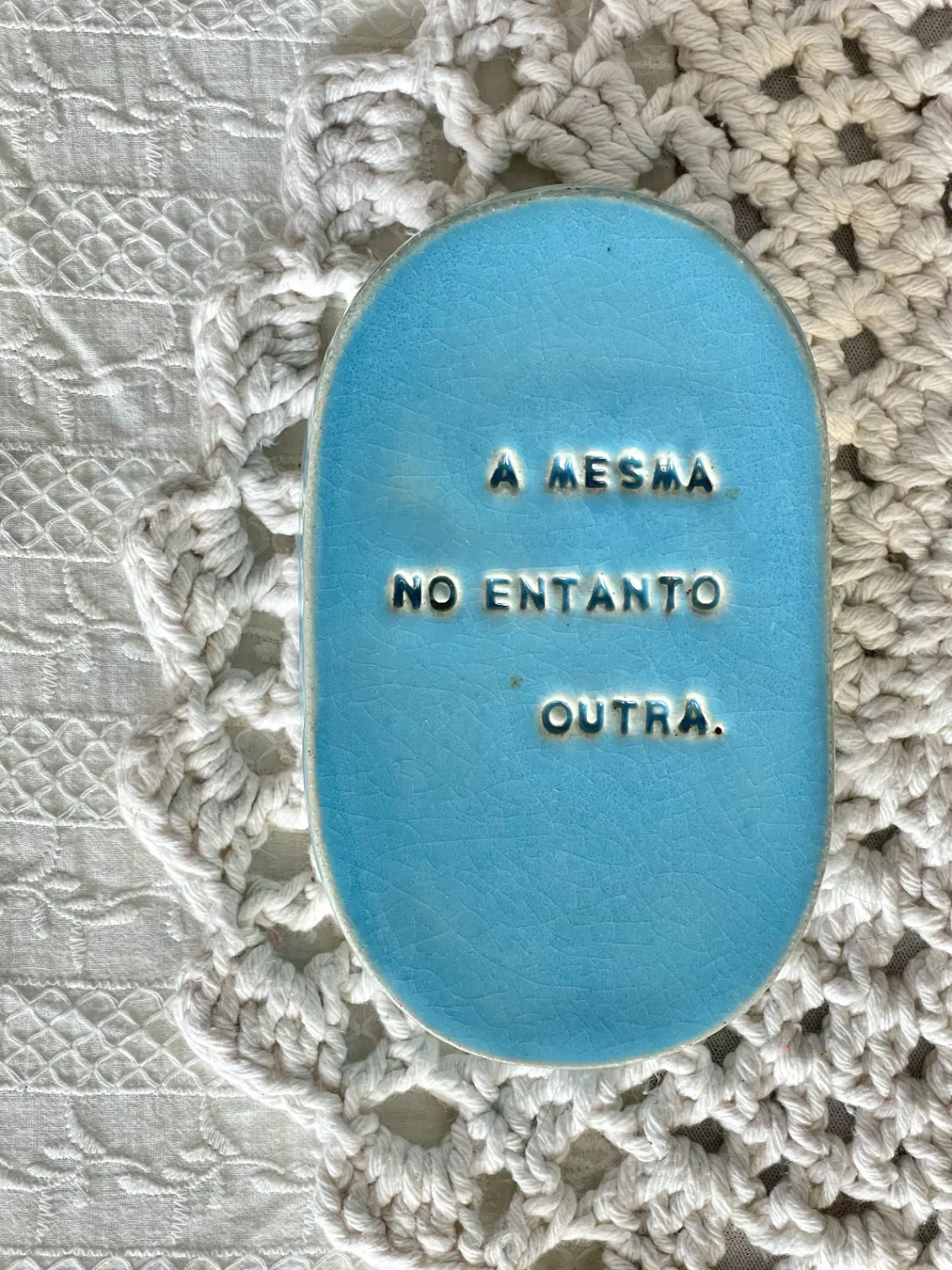 Plaquinha Decorativa Azul - No entanto outra 5